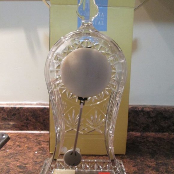 Crystal Clock - Picture 2 of 4